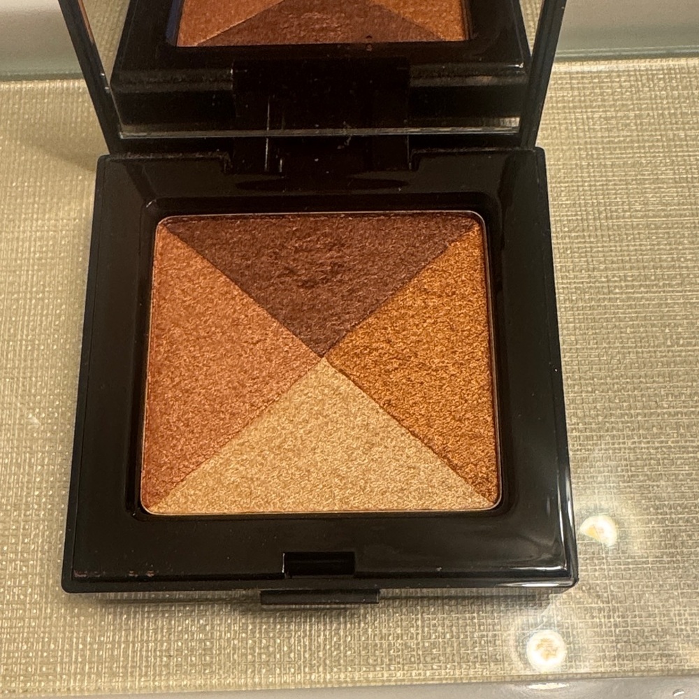 Laura Mercier Shimmer Block- Golden Mosaic - Picture 2 of 5